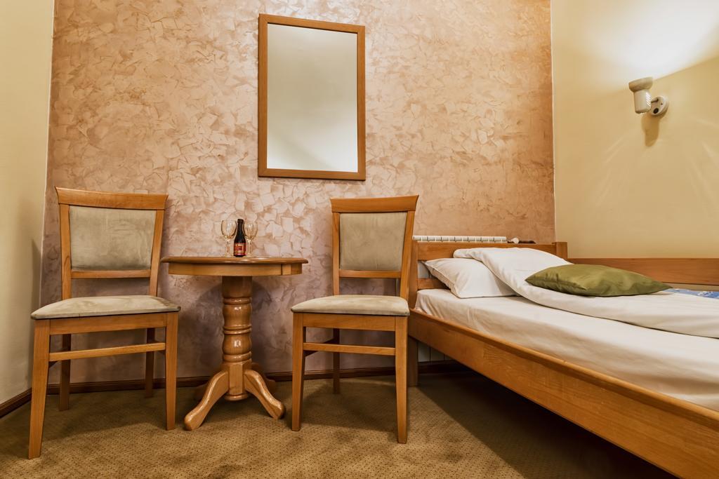 Konak Vukasinovic Hotel Belgrád Szoba fotó