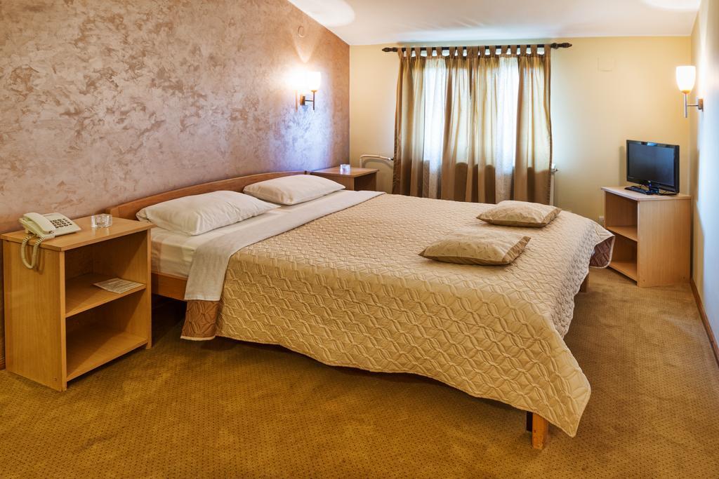 Konak Vukasinovic Hotel Belgrád Szoba fotó