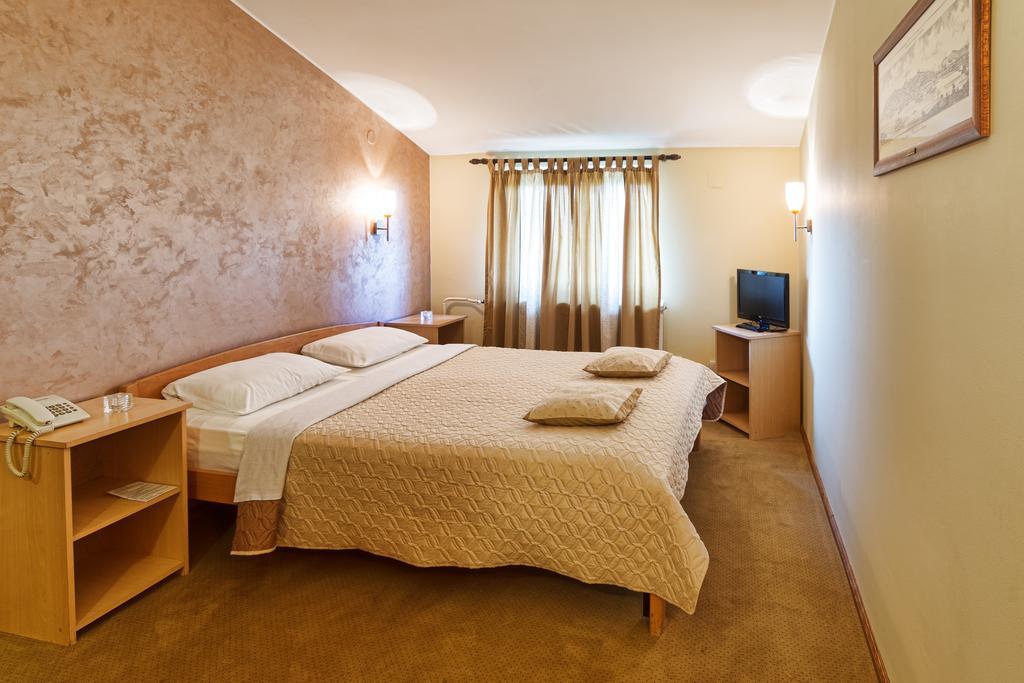 Konak Vukasinovic Hotel Belgrád Szoba fotó