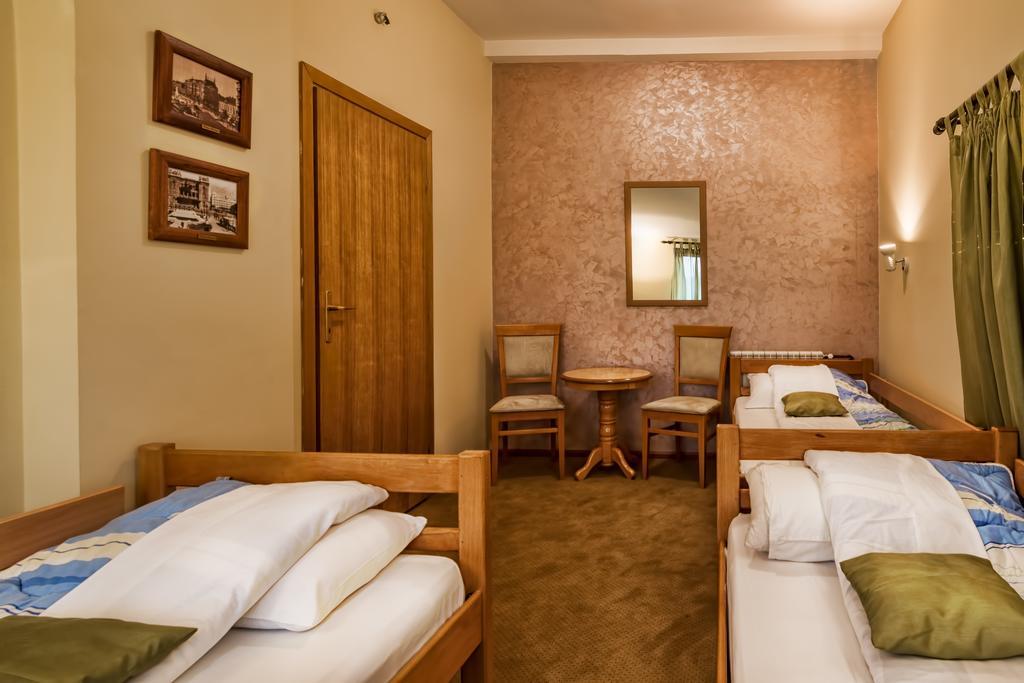 Konak Vukasinovic Hotel Belgrád Szoba fotó
